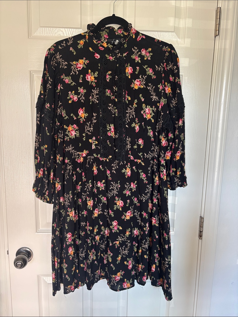 Women's Black Floral Button-Front Midi Dress - Sz L